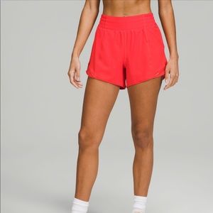 carnation red hotty hots high rise 4” lululemon